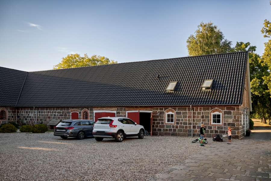 From tenant farm to future-proof agriculture with modern steel profiles, 