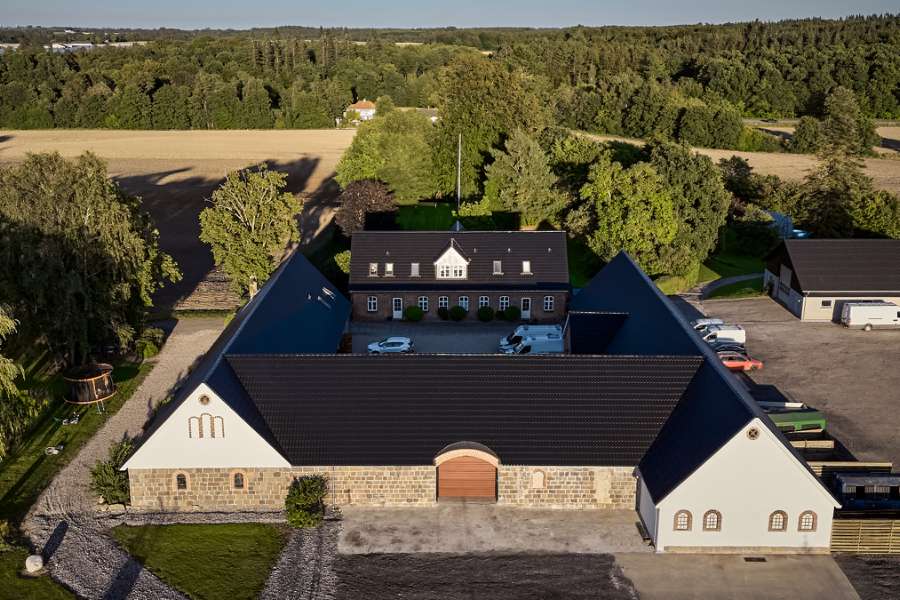 From tenant farm to future-proof agriculture with modern steel profiles, 