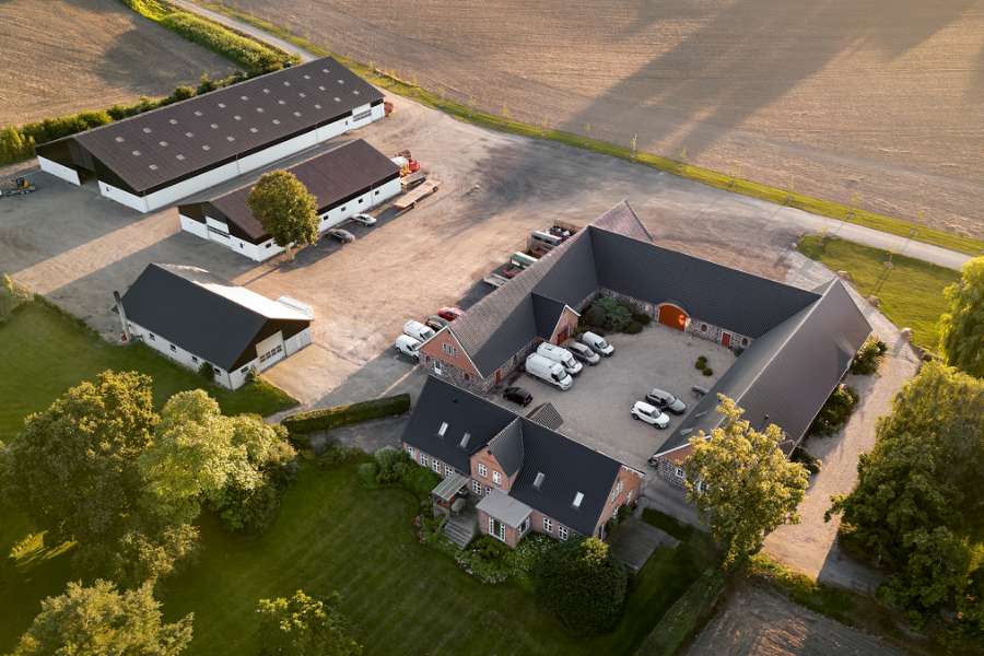 From tenant farm to future-proof agriculture with modern steel profiles, 