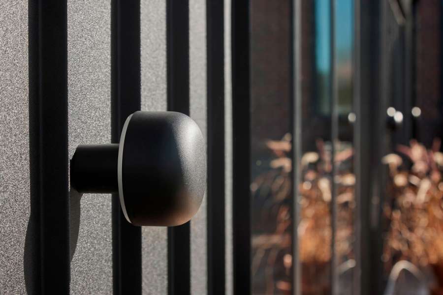 Steel profile solution for home in an excellent location, 