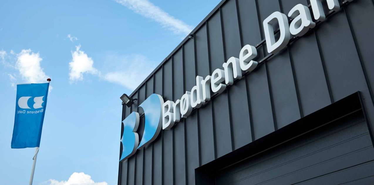 Streamlined Commercial Address