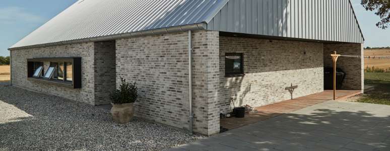 A New Architect Designed Farmhouse